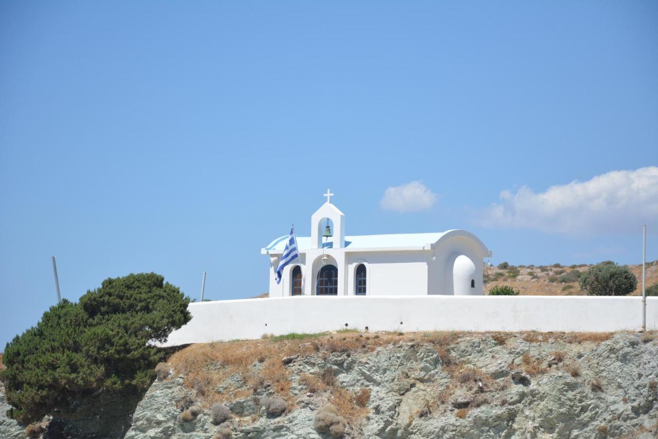 Blue & White Maisonette Over The Sea Near Sounio 수니언 외부 사진