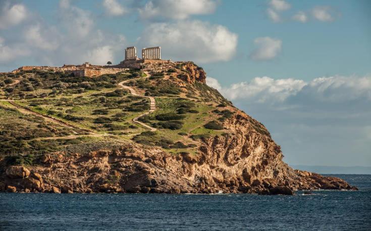 Blue & White Maisonette Over The Sea Near Sounio 수니언 외부 사진
